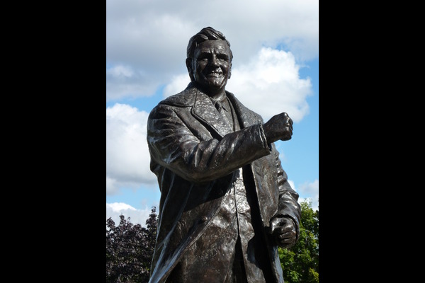 A statue of Don Revie outside Elland Road.